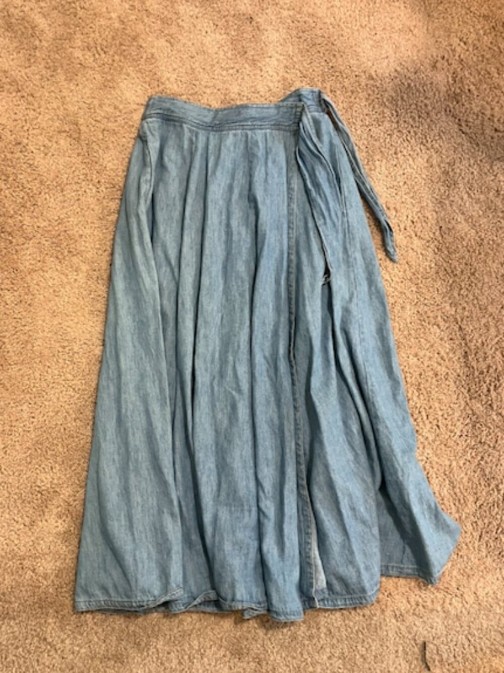 Vintage Karen Kane Lifestyle Denim Wrap Midi Skirt — Light Wash Chambray — Size